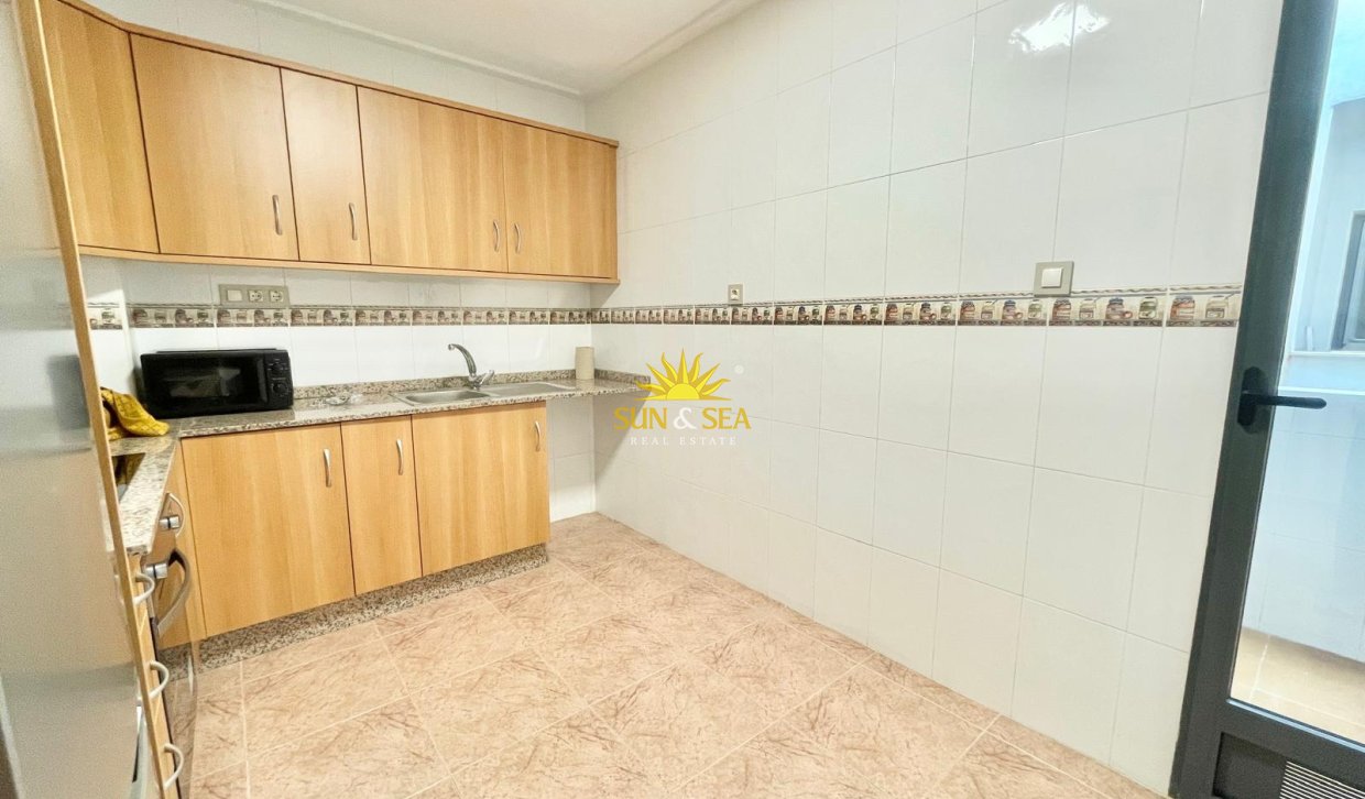 Location à long terme - Appartement - Bigastro