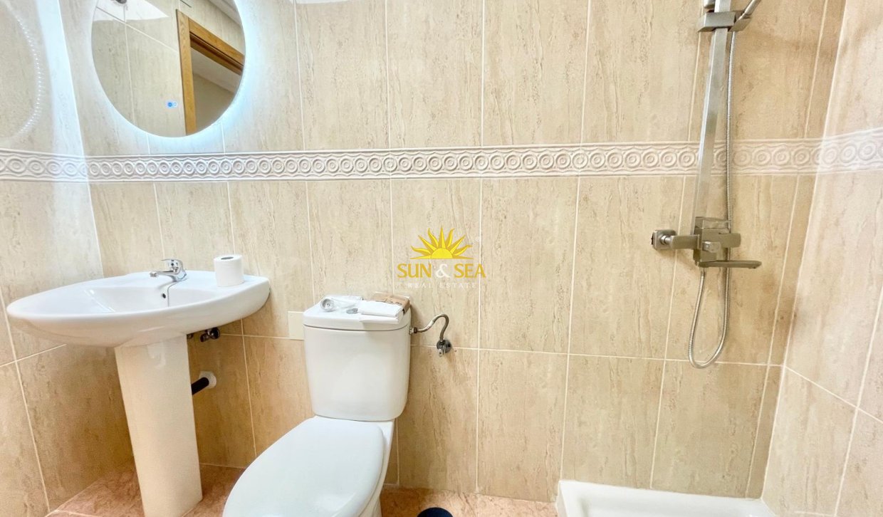 Location à long terme - Appartement - Bigastro