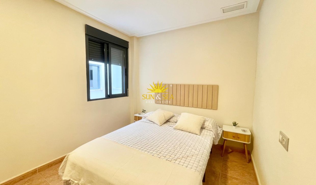 Location à long terme - Appartement - Bigastro