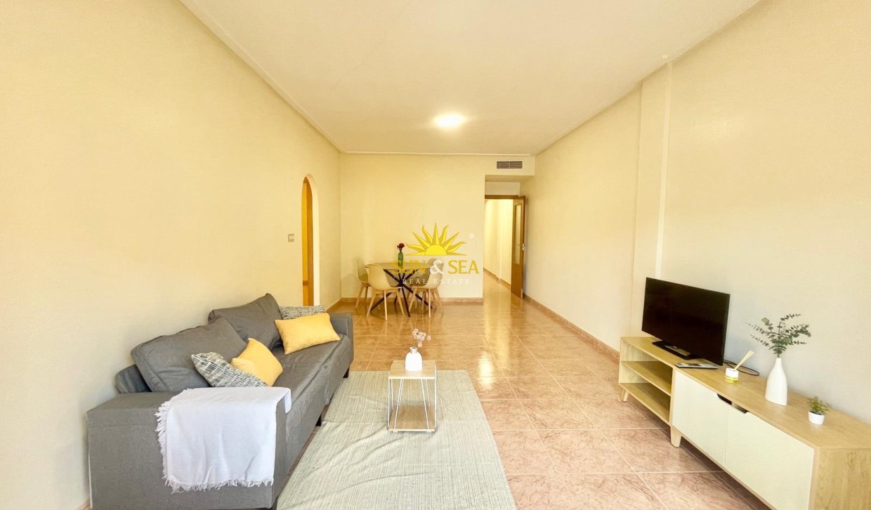 Location à long terme - Appartement - Bigastro