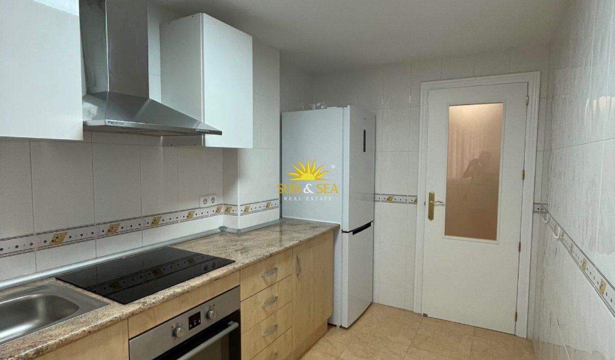 Location à long terme - Appartement - Almoradí