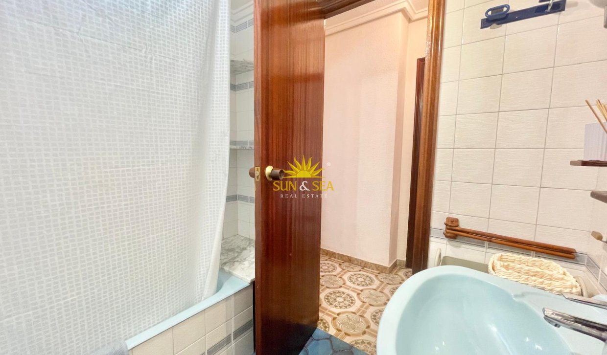 Location à long terme - Appartement - Torrevieja - La veleta