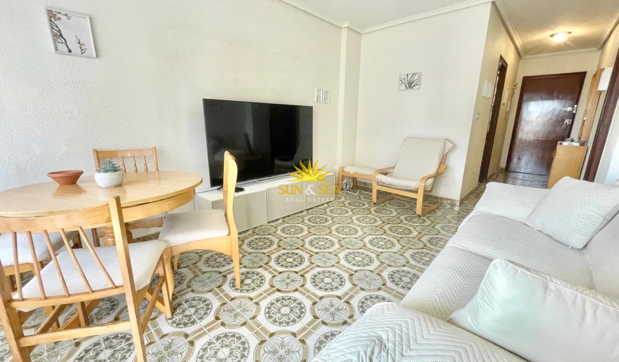 Location à long terme - Appartement - Torrevieja - La veleta