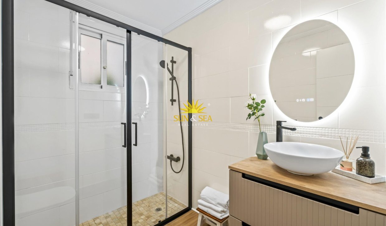 Wiederverkauf - Wohnung - Orihuela Costa - Playa Flamenca