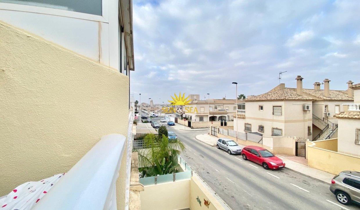 Wiederverkauf - Townhouse - Torrevieja - Aguas Nuevas