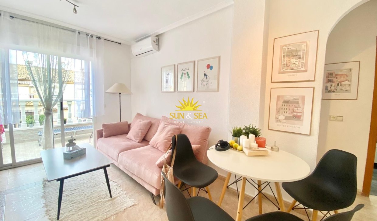 Wiederverkauf - Townhouse - Torrevieja - Aguas Nuevas