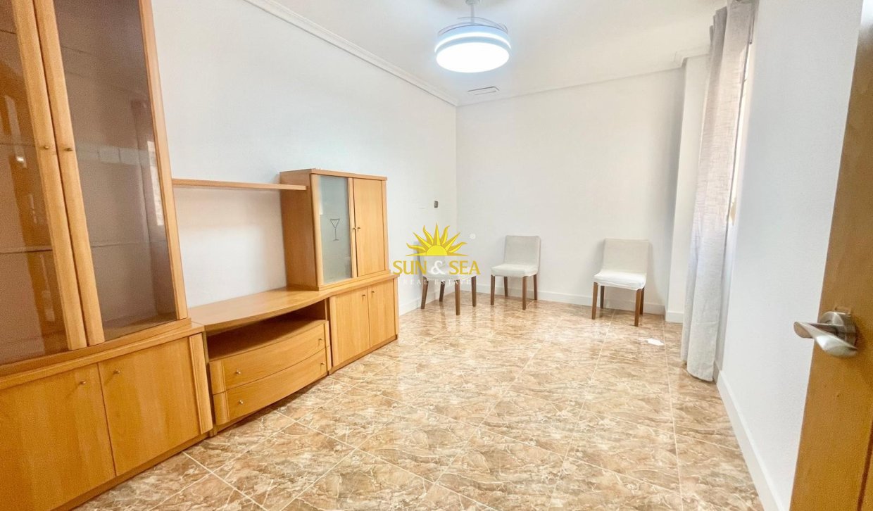 Langfristige Vermietung - Wohnung - Albatera