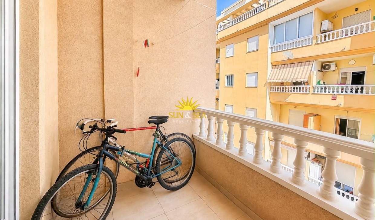 Herverkoop - Appartement - Torrevieja - torrevieja