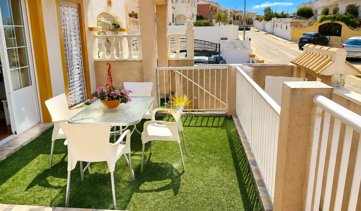 Wiederverkauf - Reihenhaus - Orihuela Costa