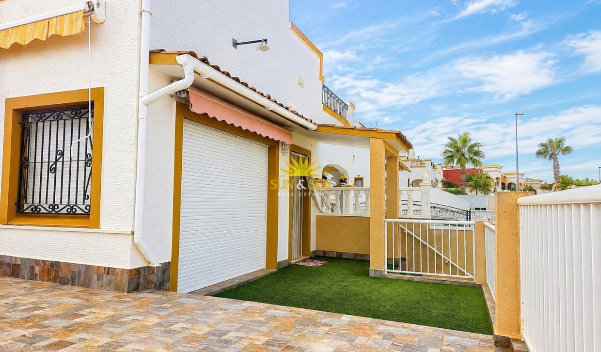 Wiederverkauf - Reihenhaus - Orihuela Costa