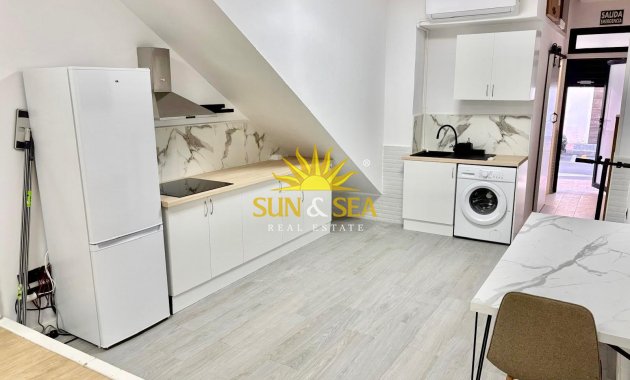 Wiederverkauf - Duplex - Torrevieja - Centro