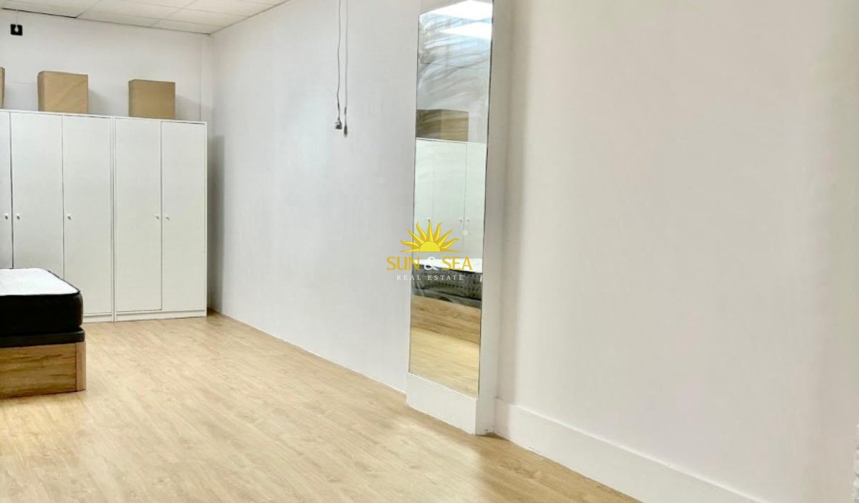 Wiederverkauf - Duplex - Torrevieja - Centro