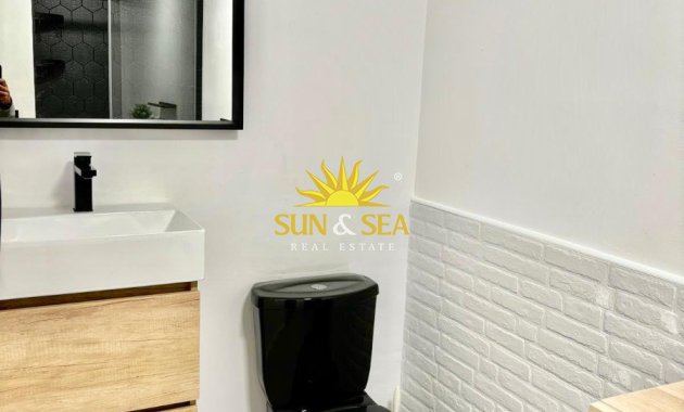 Wiederverkauf - Duplex - Torrevieja - Centro