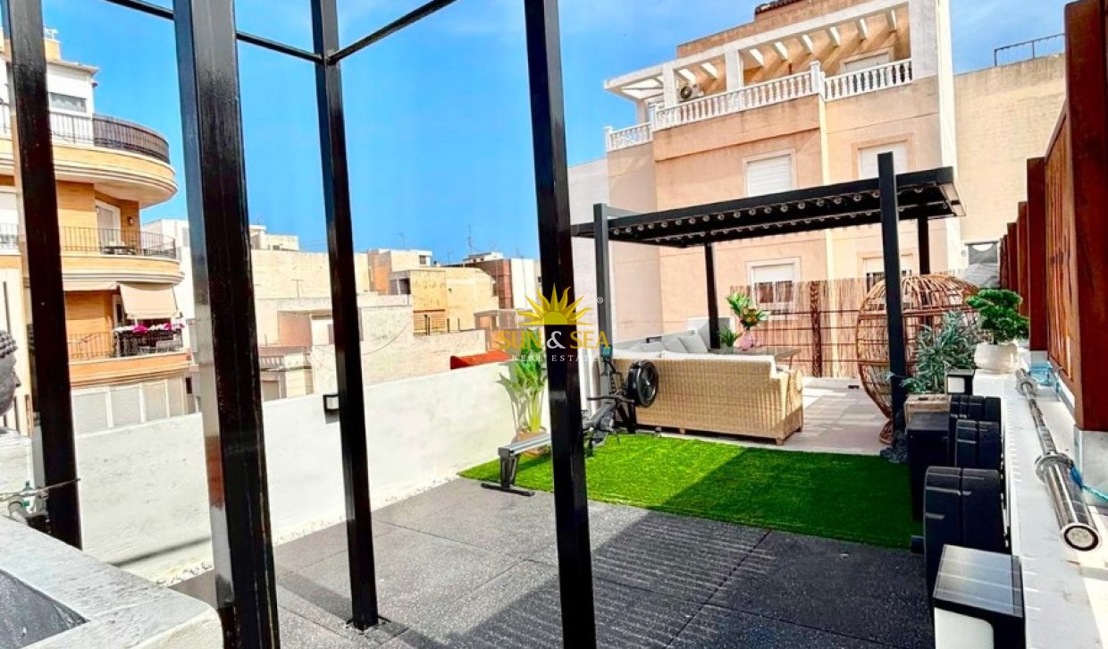 Wiederverkauf - Duplex - Torrevieja - Centro