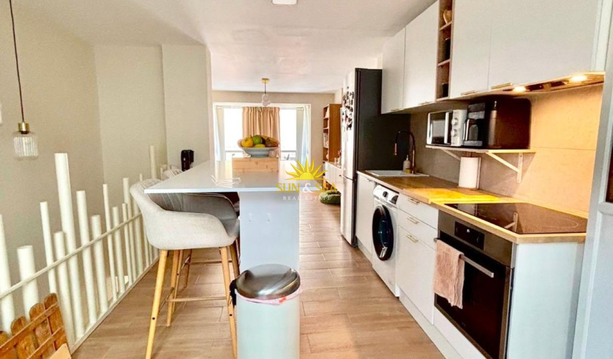 Wiederverkauf - Duplex - Torrevieja - Centro