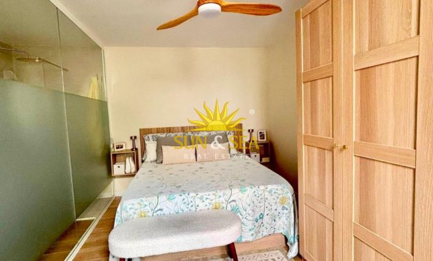 Wiederverkauf - Duplex - Torrevieja - Centro