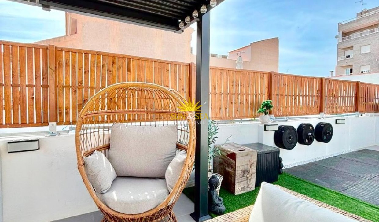 Wiederverkauf - Duplex - Torrevieja - Centro