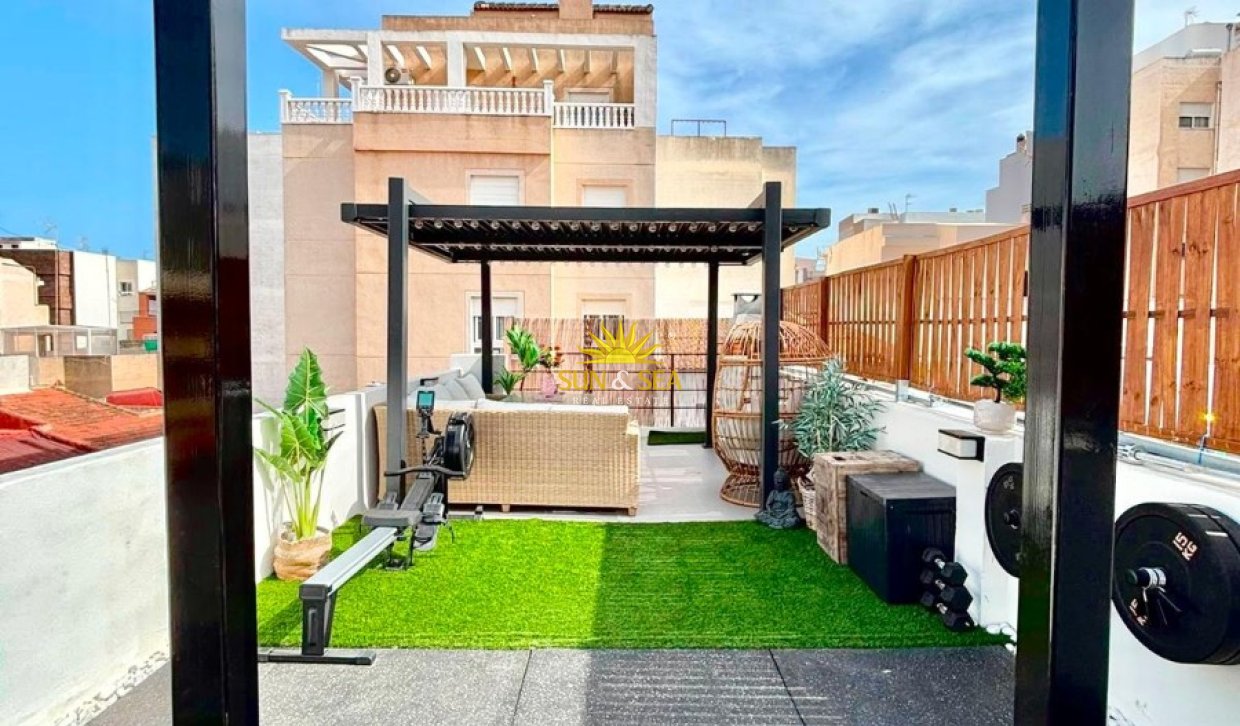 Wiederverkauf - Duplex - Torrevieja - Centro