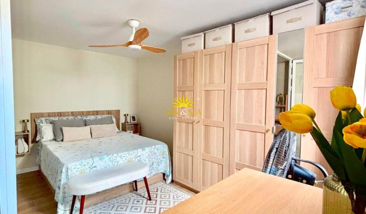Wiederverkauf - Duplex - Torrevieja - Centro