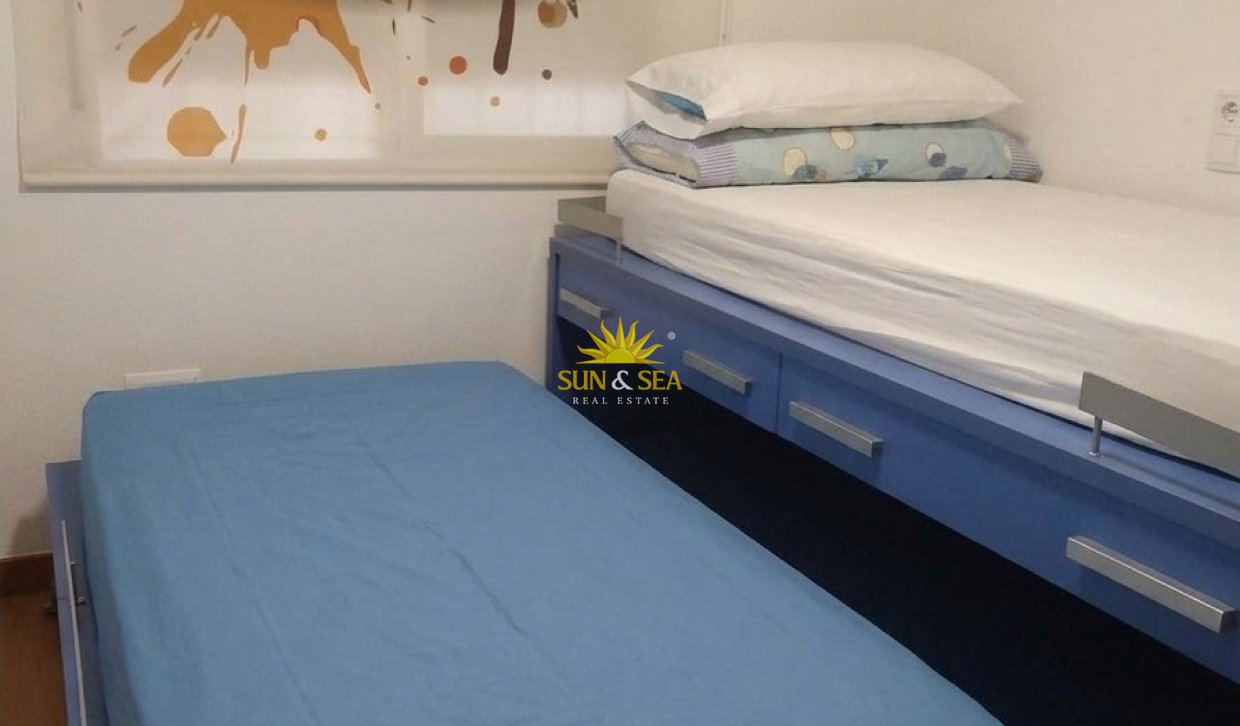 Kurzzeit-Vermietung - Wohnung - 