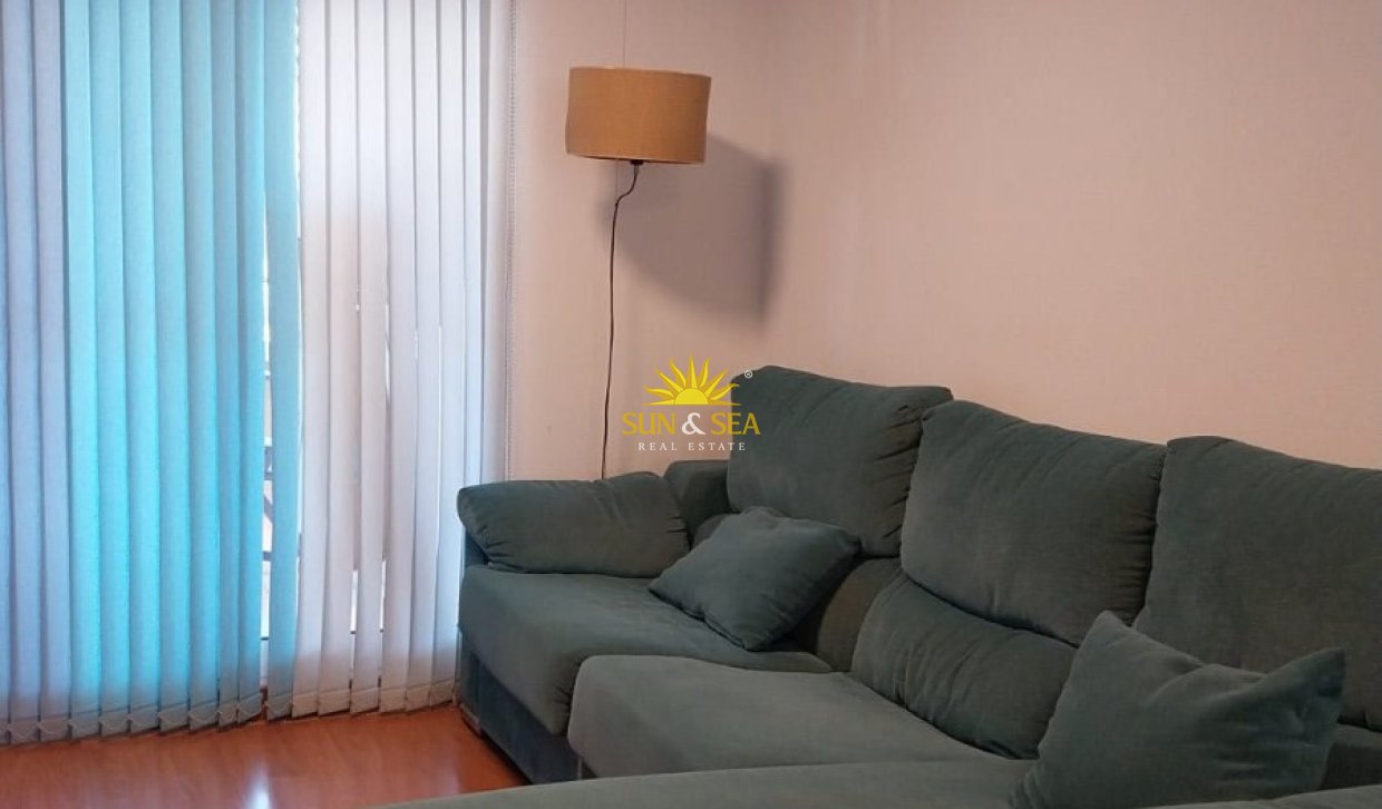 Kurzzeit-Vermietung - Wohnung - 