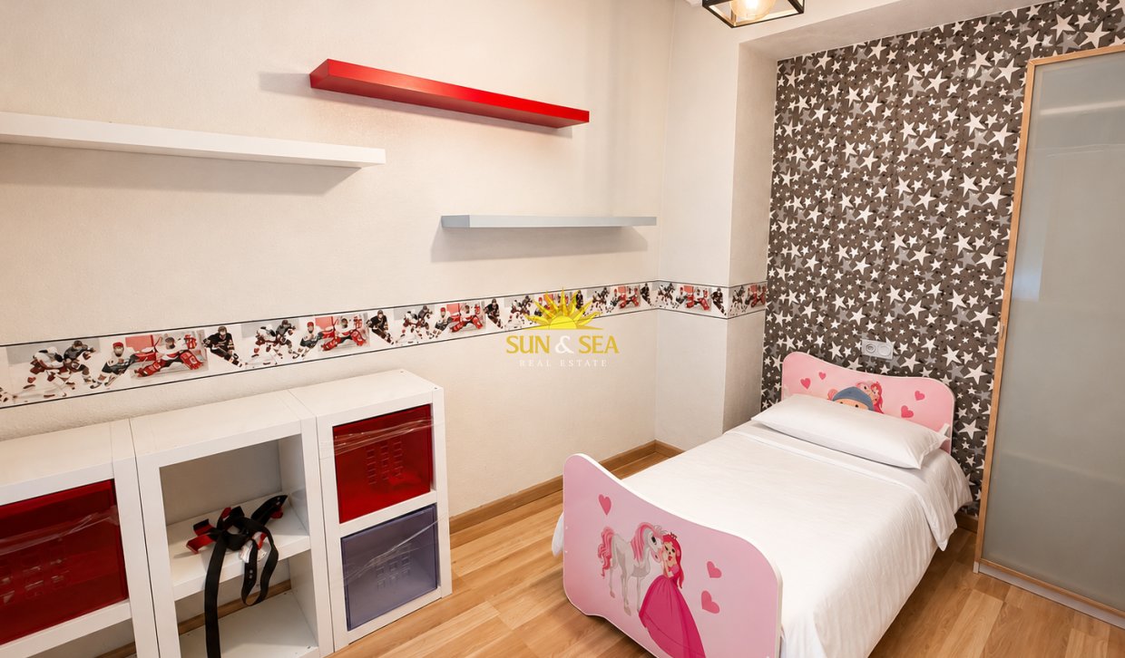 Location à long terme - Appartement - Torrevieja - Playa del Cura