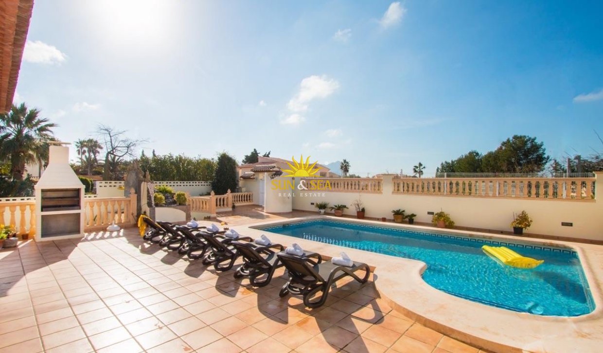Langfristige Vermietung - Freistehende Villa - Calpe