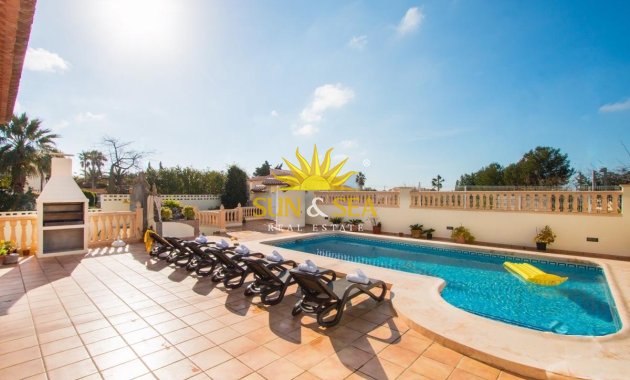 Langfristige Vermietung - Freistehende Villa - Calpe
