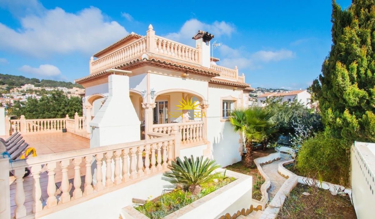 Langfristige Vermietung - Freistehende Villa - Calpe