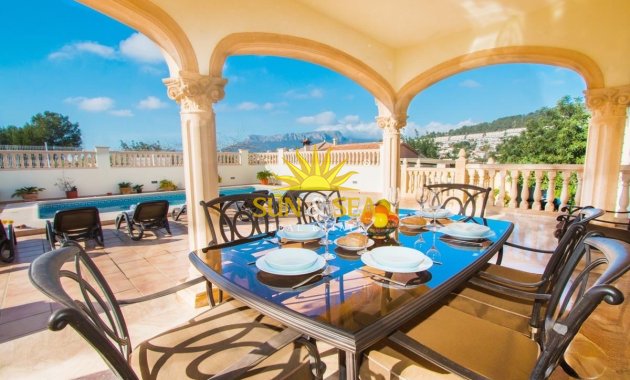 Langfristige Vermietung - Freistehende Villa - Calpe