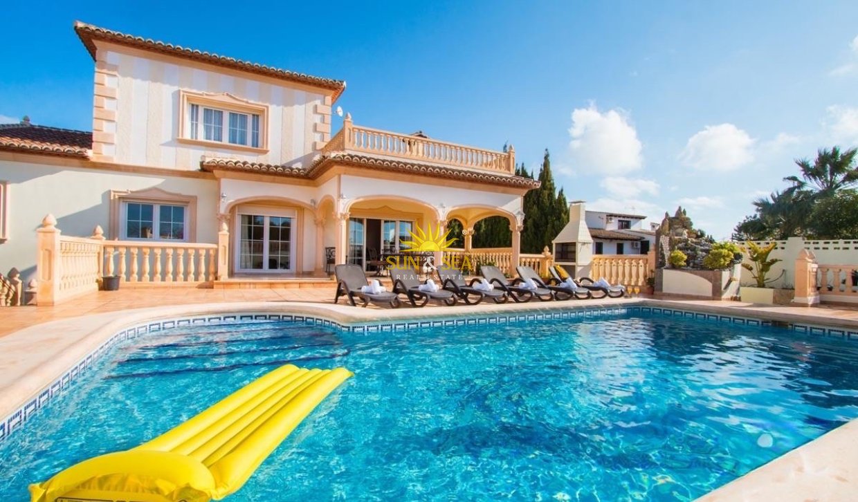 Langfristige Vermietung - Freistehende Villa - Calpe