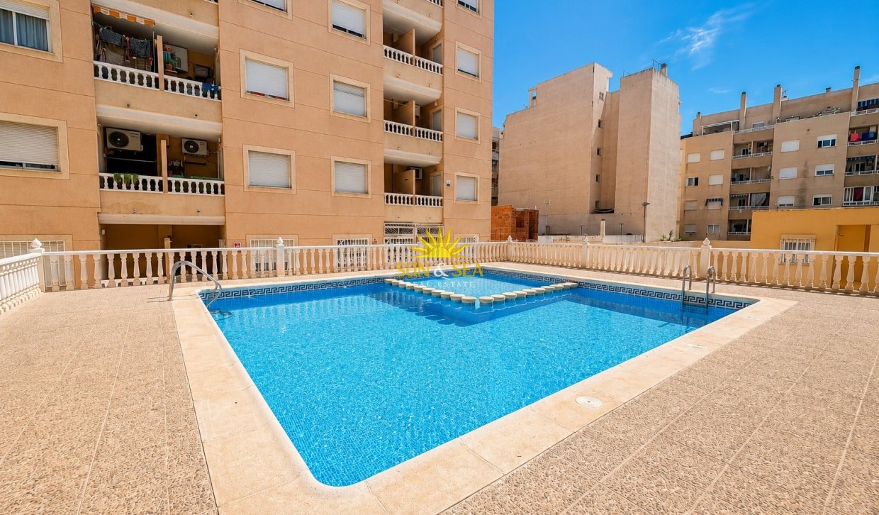 Herverkoop - Appartement - Torrevieja - torrevieja