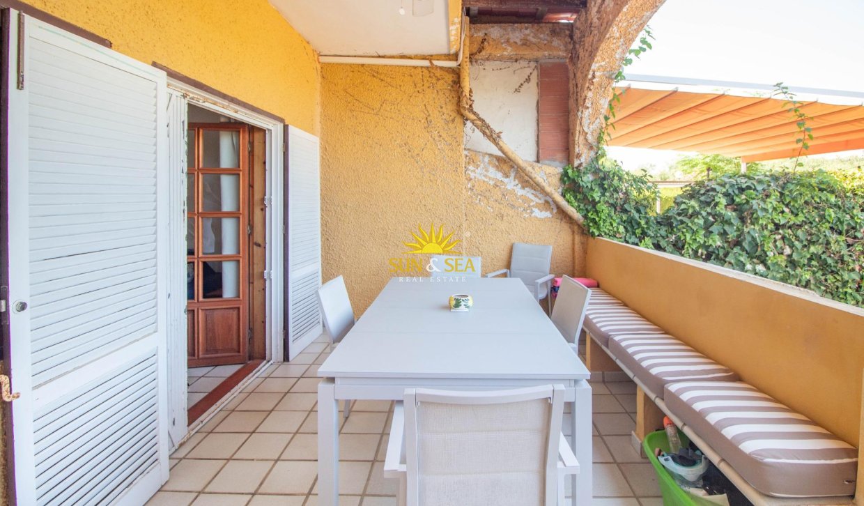 Resale - Villa / Semi detached - Cabo Roig