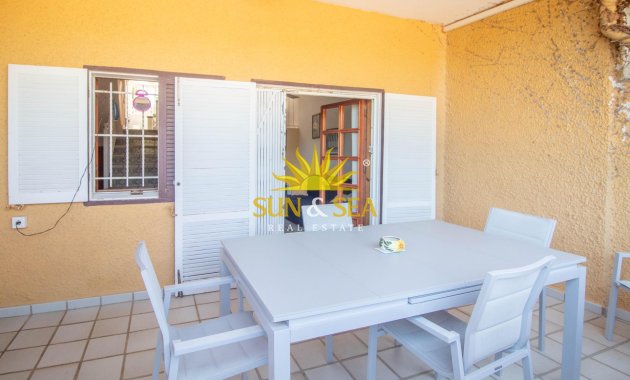 Resale - Villa / Semi detached - Cabo Roig