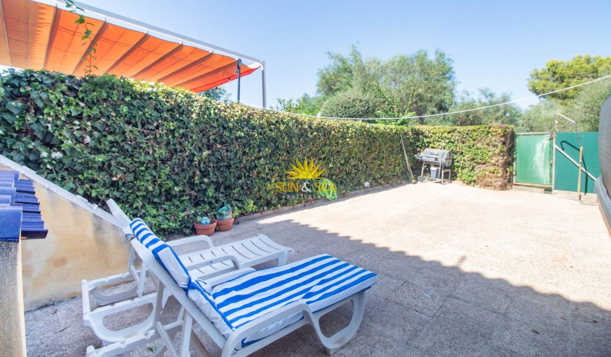 Resale - Villa / Semi detached - Cabo Roig