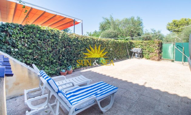 Resale - Villa / Semi detached - Cabo Roig