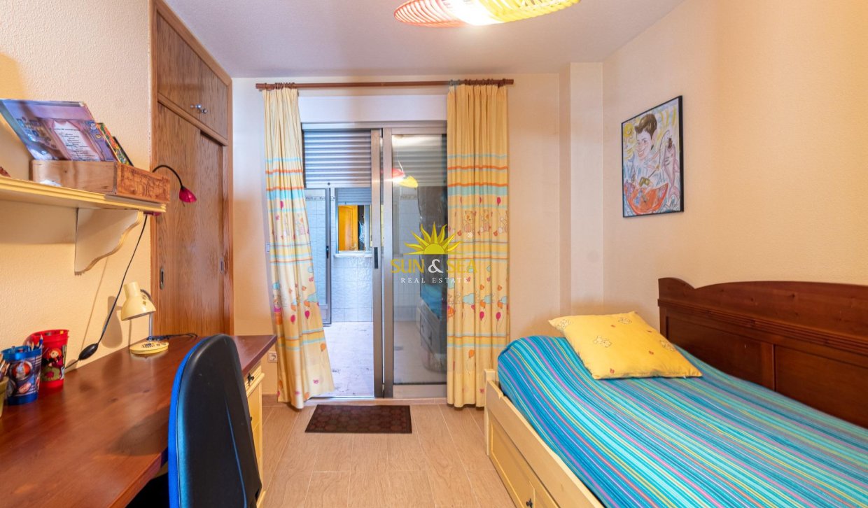 Wiederverkauf - Flat - Torrevieja - Playa de los locos