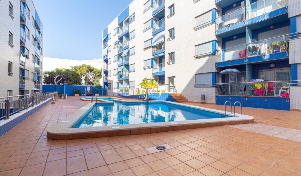 Wiederverkauf - Flat - Torrevieja - Playa de los locos