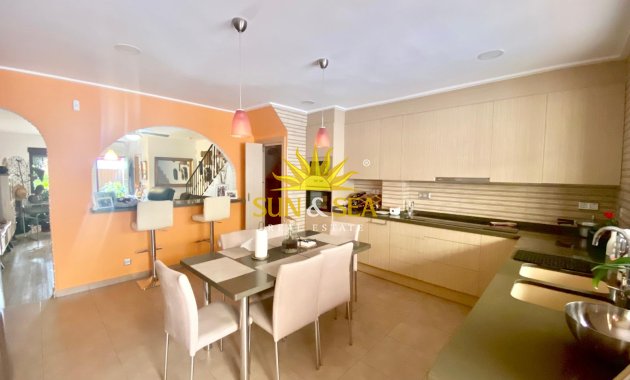 Reventa - Chalet adosado - Torrevieja - Los balcones