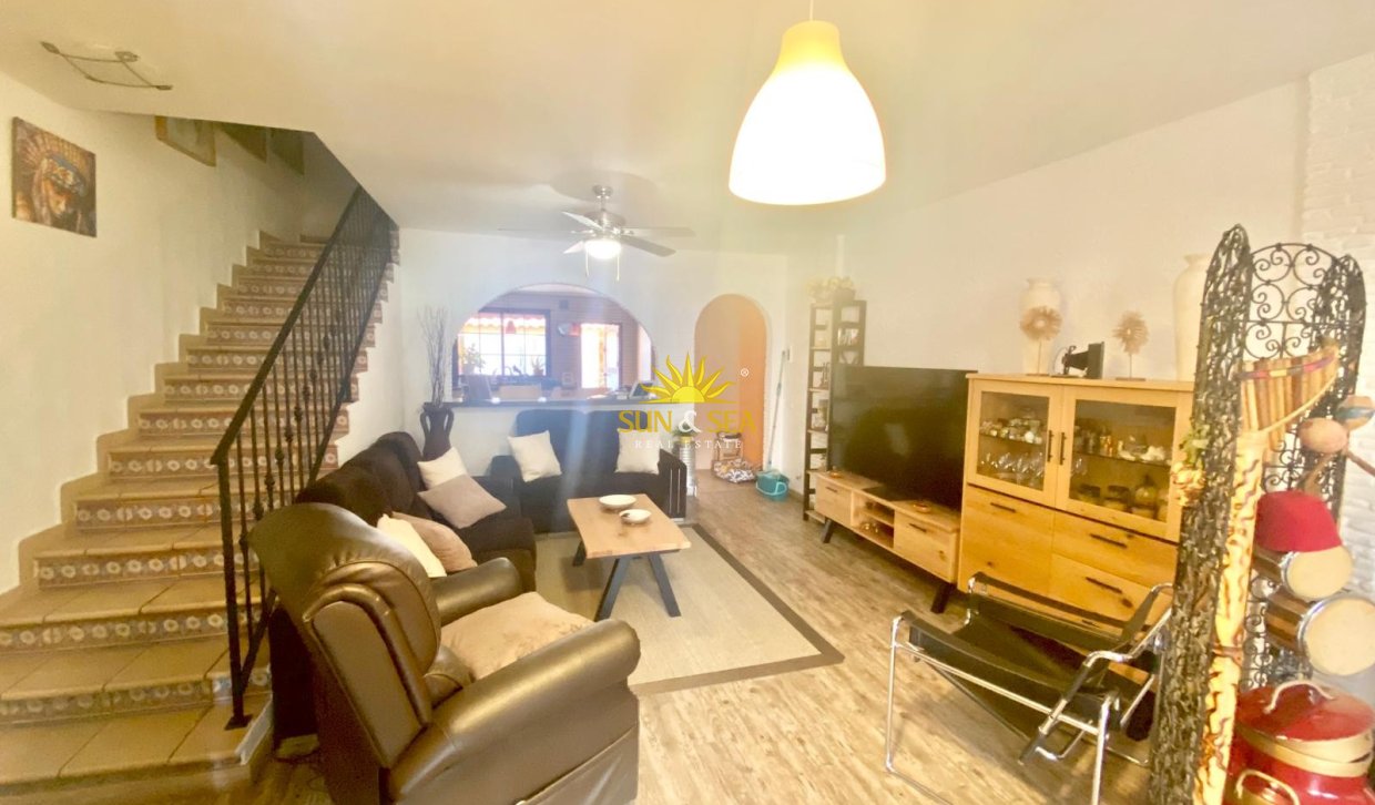 Reventa - Chalet adosado - Torrevieja - Los balcones