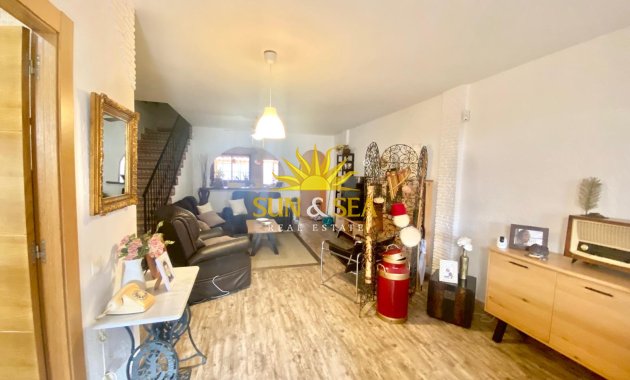 Reventa - Chalet adosado - Torrevieja - Los balcones
