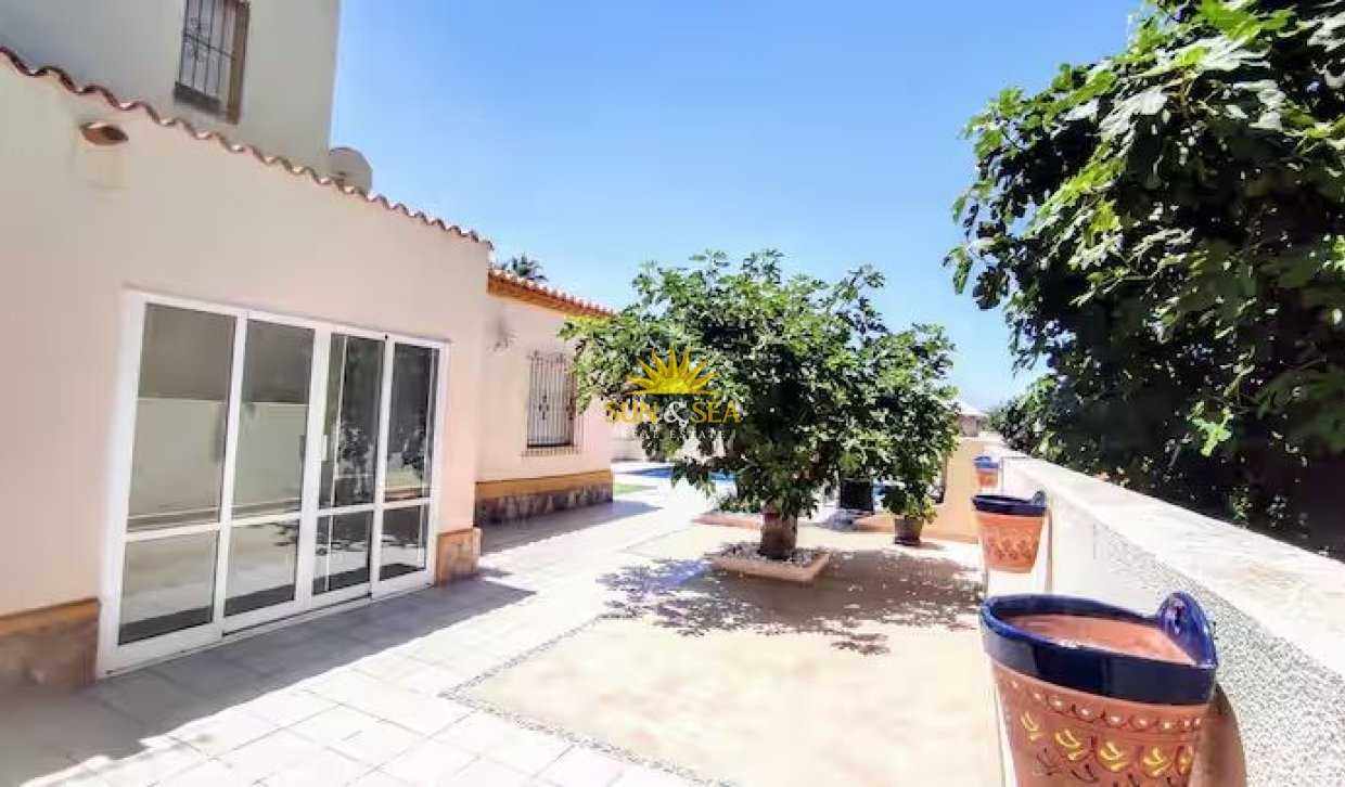 Alquiler de invierno - Villa Independiente - Torrevieja - Parque de las Naciones