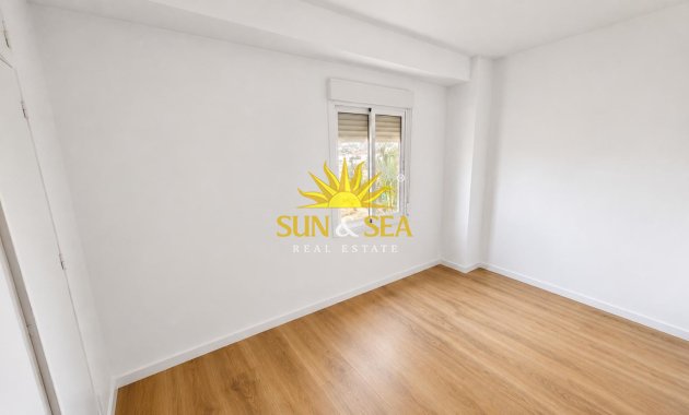 Alquiler a largo plazo - Apartamento - Torrevieja - torrevieja