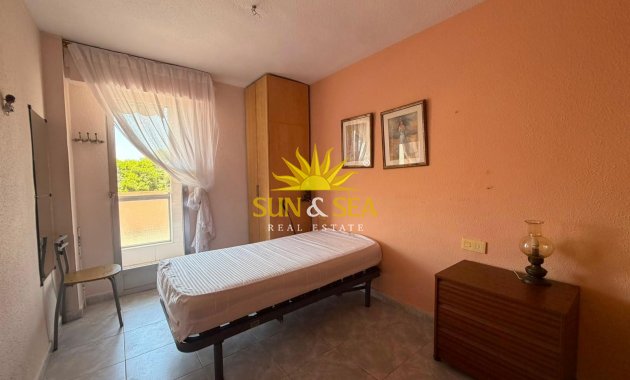 Resale - Apartment - Torrevieja - Centro
