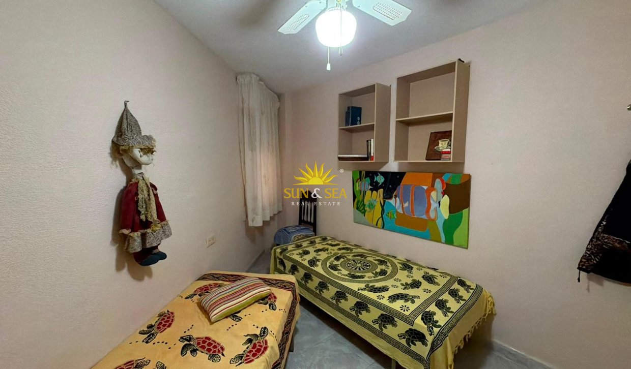Resale - Apartment - Torrevieja - Centro