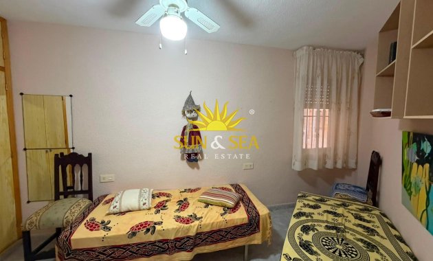 Resale - Apartment - Torrevieja - Centro