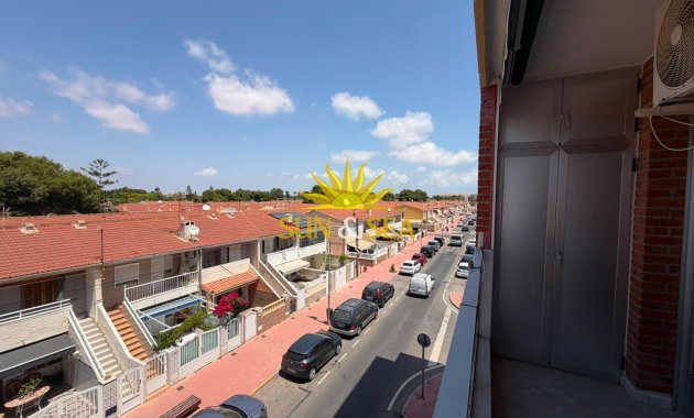 Resale - Apartment - Torrevieja - Centro