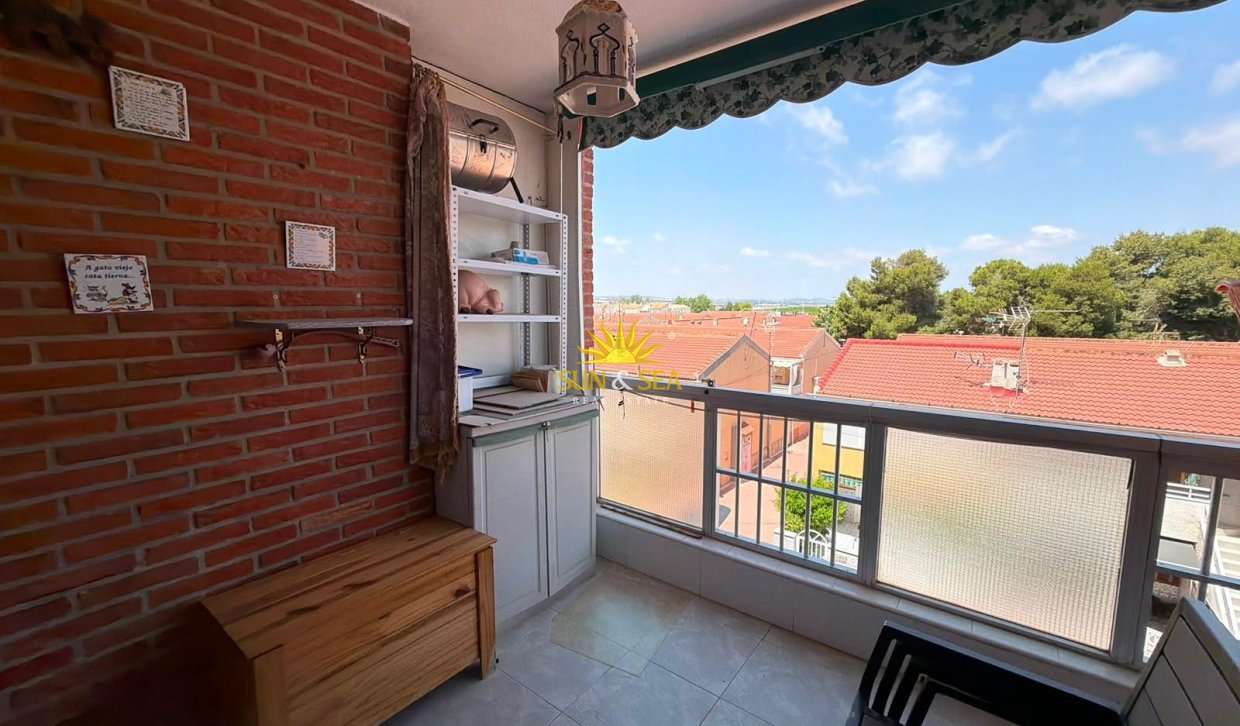 Resale - Apartment - Torrevieja - Centro