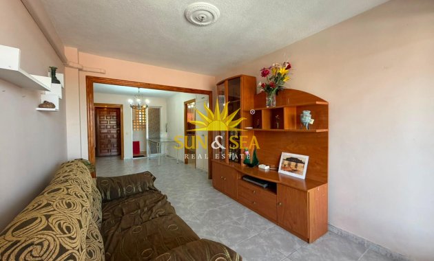 Resale - Apartment - Torrevieja - Centro