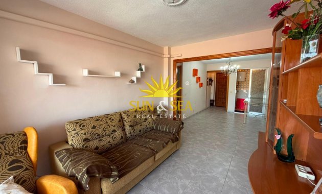 Resale - Apartment - Torrevieja - Centro